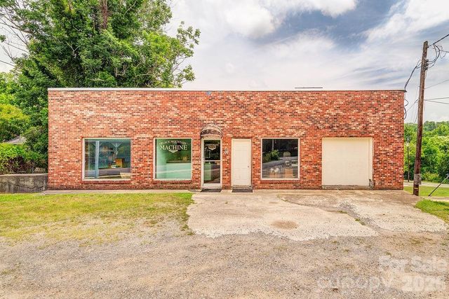 1100-1104 Montreat Road, Black Mountain, NC 28711