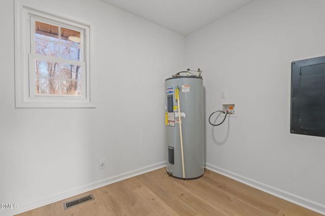 5420 Shipman Road, Hope Mills, NC 28348