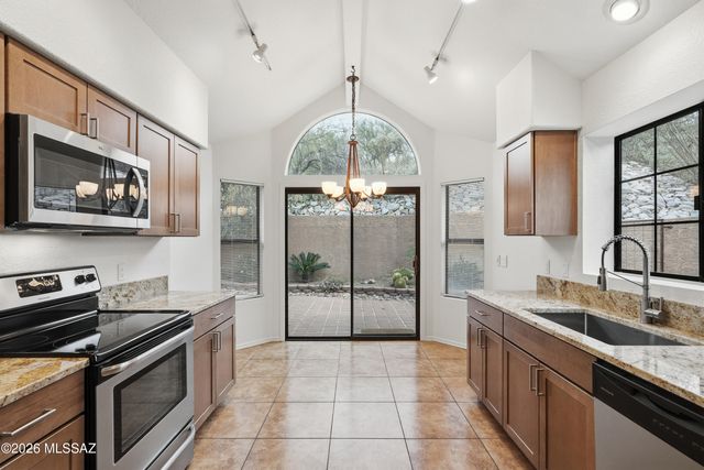 1353 E Stoney Canyon Circle, Tucson, AZ 85737