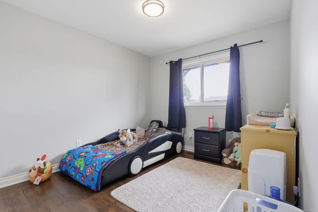 12821 Whitfield Drive, Sterling Heights, MI 48312