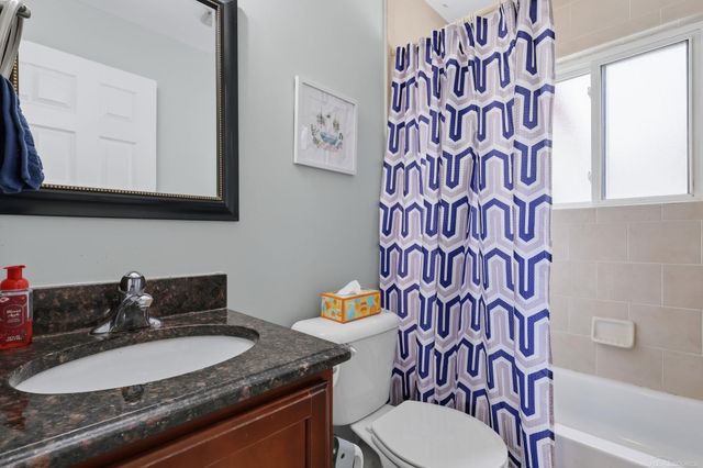 12821 Whitfield Drive, Sterling Heights, MI 48312