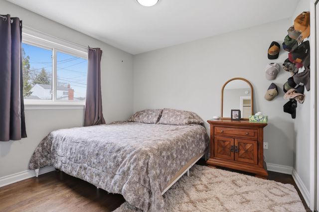 12821 Whitfield Drive, Sterling Heights, MI 48312