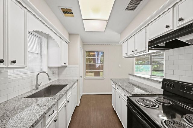 16334 Hollow Wood Drive, Houston, TX 77090