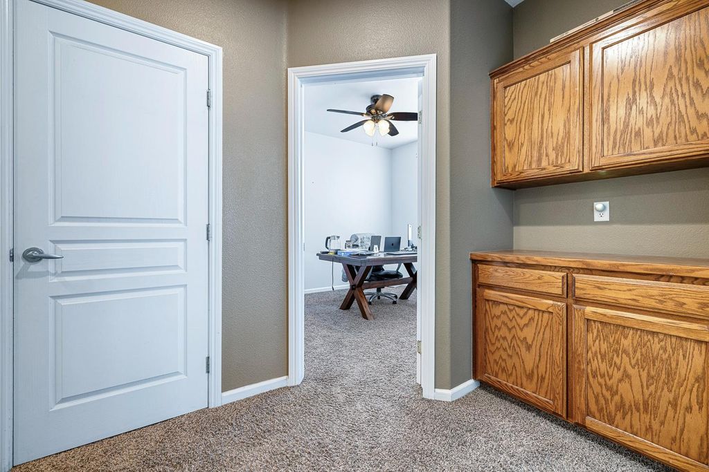 Image 30 of property listing at 5787 E Byrd Avenue, Fresno, CA 93727