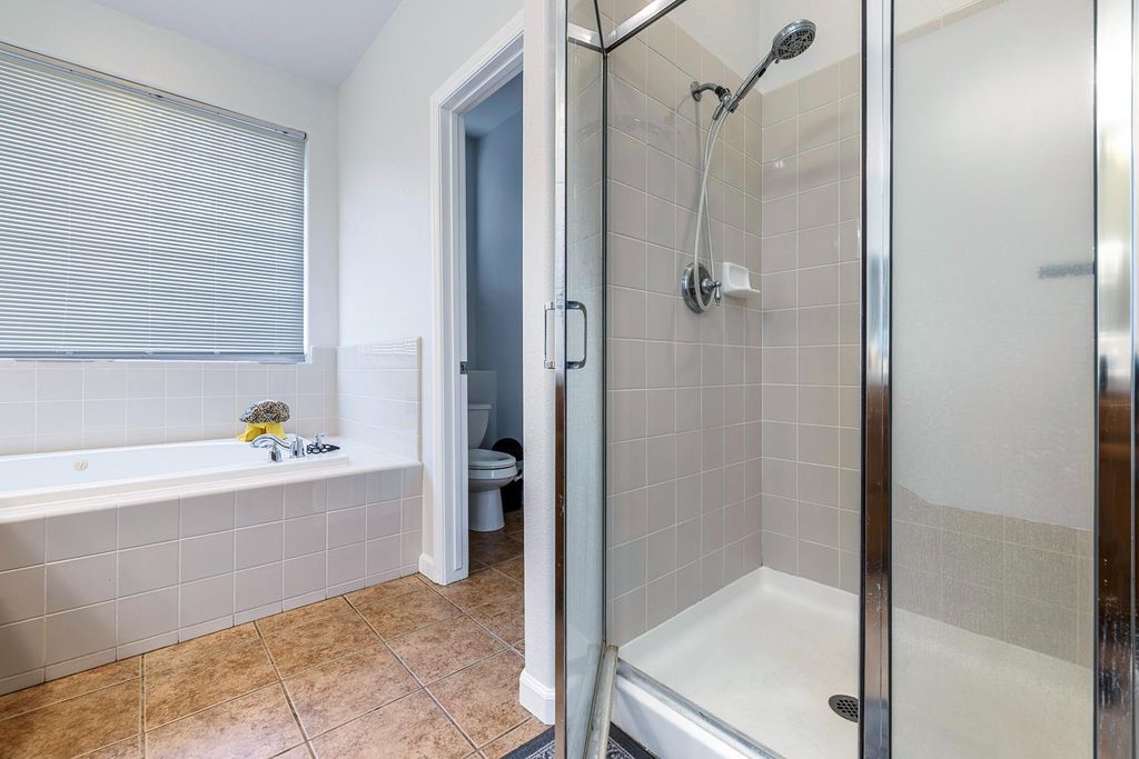 Image 38 of property listing at 5787 E Byrd Avenue, Fresno, CA 93727