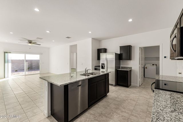 9027 S Palo Verde Drive, Apache Junction, AZ 85120