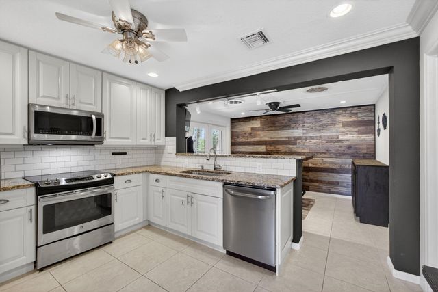 1964 Circle Drive, North Palm Beach, FL 33408