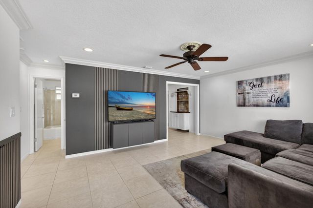 1964 Circle Drive, North Palm Beach, FL 33408