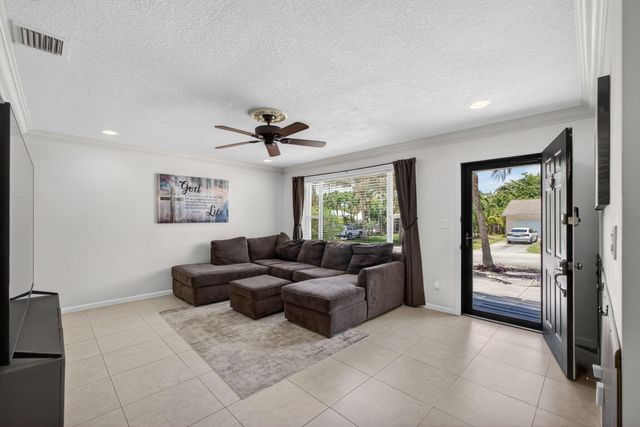 1964 Circle Drive, North Palm Beach, FL 33408