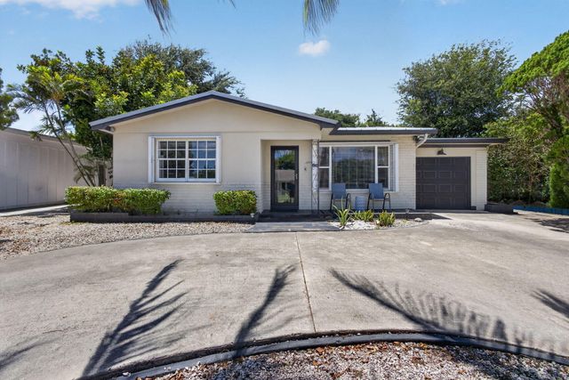 1964 Circle Drive, North Palm Beach, FL 33408