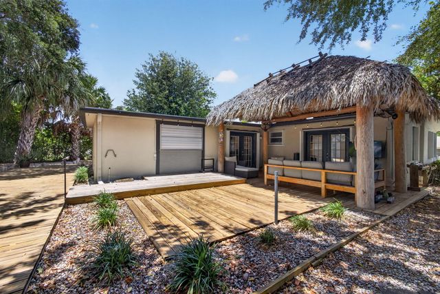 1964 Circle Drive, North Palm Beach, FL 33408