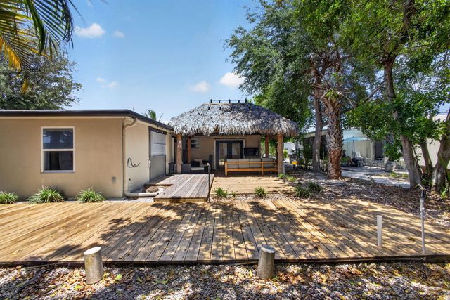 1964 Circle Drive, North Palm Beach, FL 33408