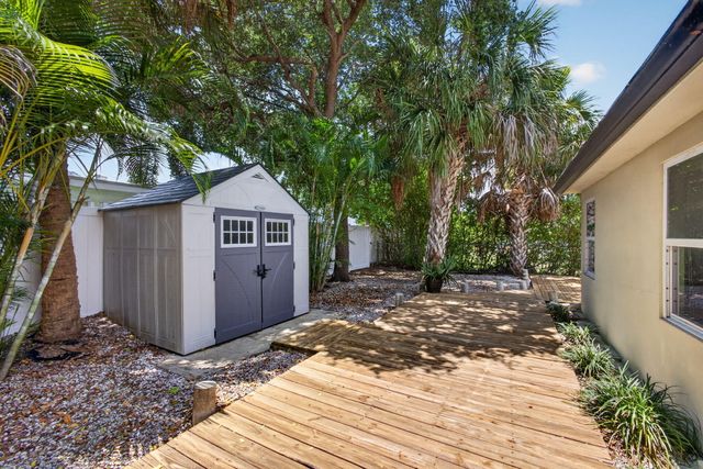 1964 Circle Drive, North Palm Beach, FL 33408