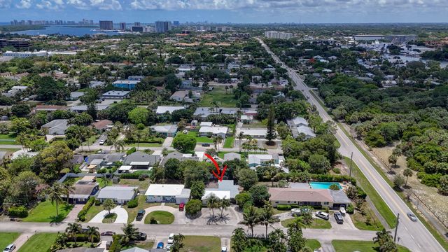1964 Circle Drive, North Palm Beach, FL 33408