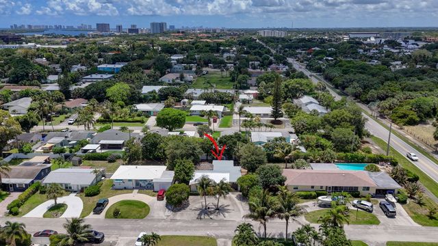 1964 Circle Drive, North Palm Beach, FL 33408