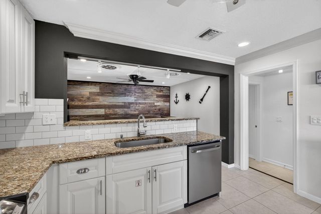 1964 Circle Drive, North Palm Beach, FL 33408
