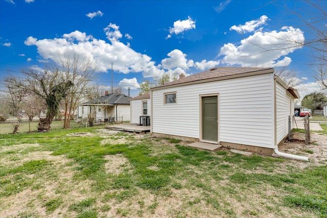 2334 S Lulu, Wichita, KS 67211