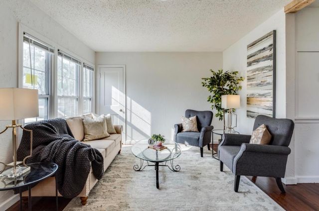 2334 S Lulu, Wichita, KS 67211