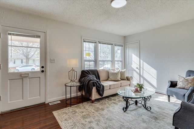 2334 S Lulu, Wichita, KS 67211