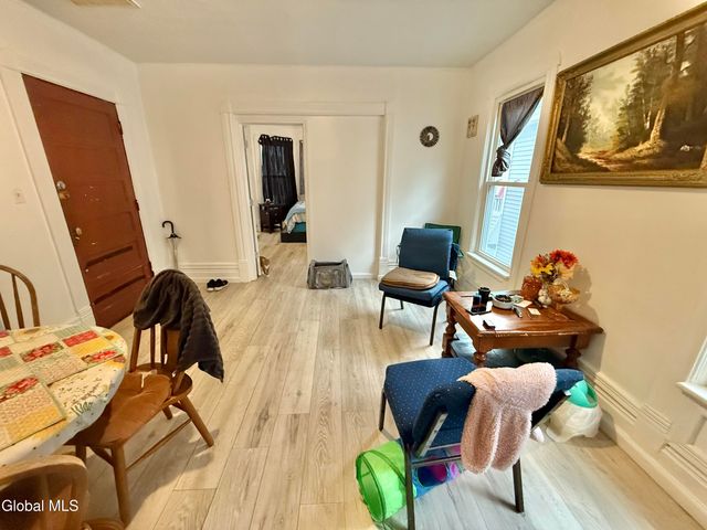 29 McClellan Street, Schenectady, NY 12304