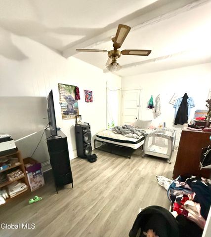 29 McClellan Street, Schenectady, NY 12304