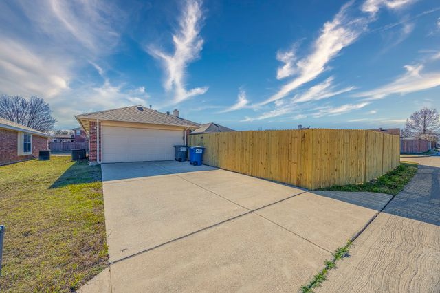 3705 Rosewood Lane, Sachse, TX 75048