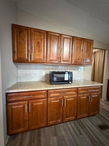 1711 State Highway T, Oldfield, MO 65720