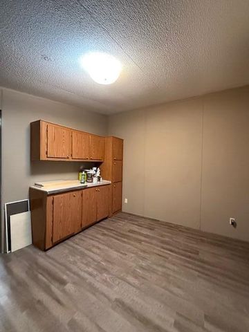 1711 State Highway T, Oldfield, MO 65720