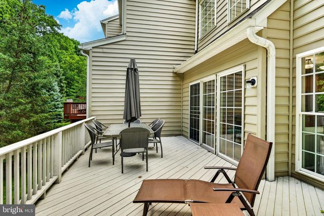 125 CAMELOT LN, Newtown Square, PA 19073