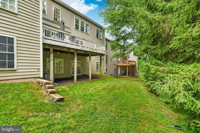 125 CAMELOT LN, Newtown Square, PA 19073