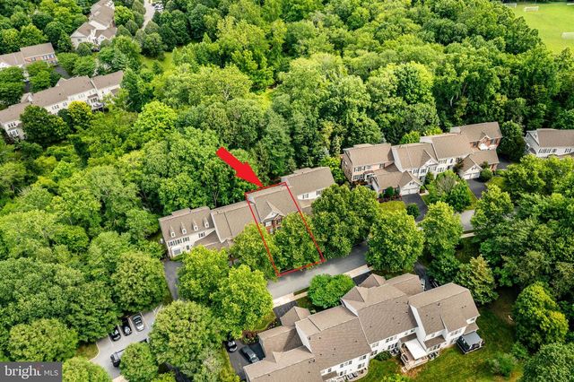 125 CAMELOT LN, Newtown Square, PA 19073