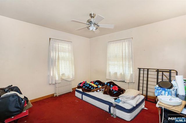 33 Beech Street, Elmwood Park, NJ 07407