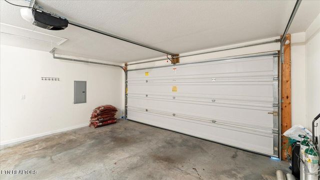 507 Drakewood Rd, Knoxville, TN 37924