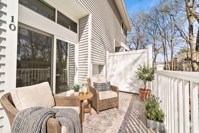 255 North Rd 10, Chelmsford, MA 01824