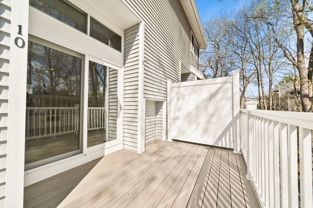 255 North Rd 10, Chelmsford, MA 01824