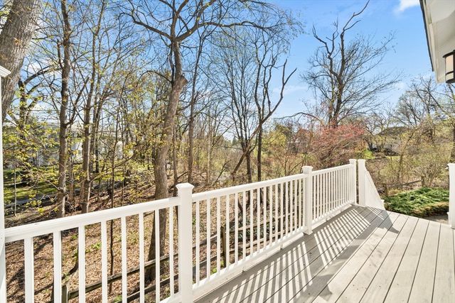 255 North Rd 10, Chelmsford, MA 01824