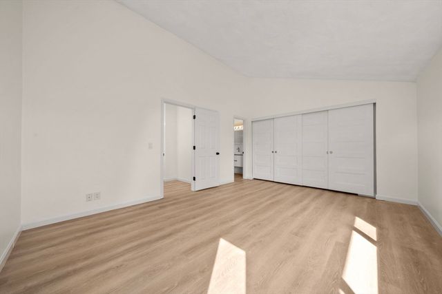 255 North Rd 10, Chelmsford, MA 01824