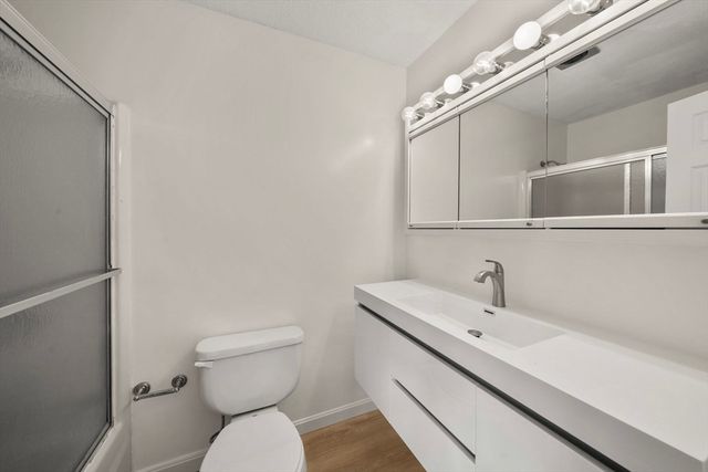 255 North Rd 10, Chelmsford, MA 01824