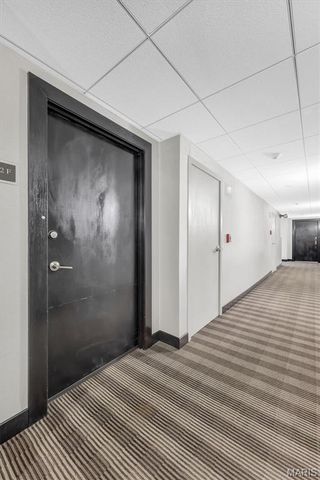 200 S Brentwood Boulevard 2F, Clayton, MO 63105