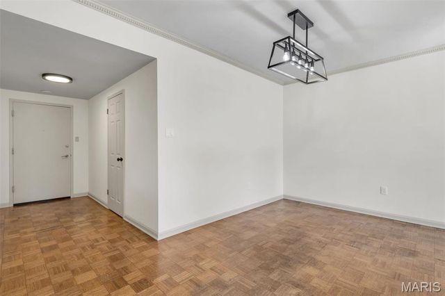 200 S Brentwood Boulevard 2F, Clayton, MO 63105