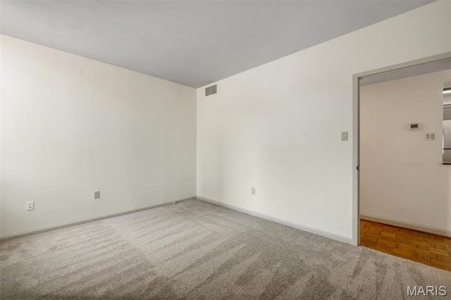 200 S Brentwood Boulevard 2F, Clayton, MO 63105