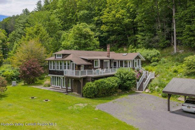 11 Oak Mountain Farm Road, Boiceville, NY 12412