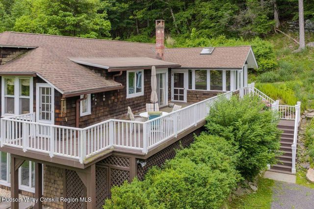 11 Oak Mountain Farm Road, Boiceville, NY 12412