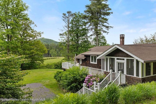 11 Oak Mountain Farm Road, Boiceville, NY 12412