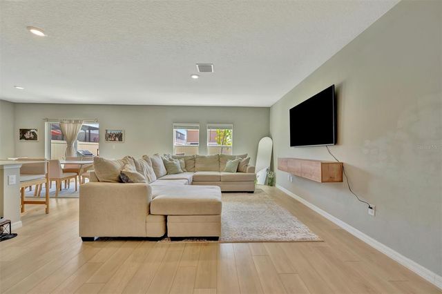 12950 PASTURE WOODS PLACE, Lithia, FL 33547