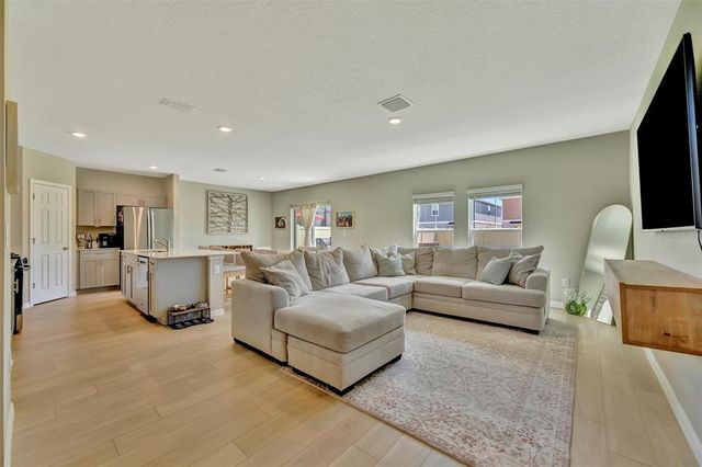 12950 PASTURE WOODS PLACE, Lithia, FL 33547