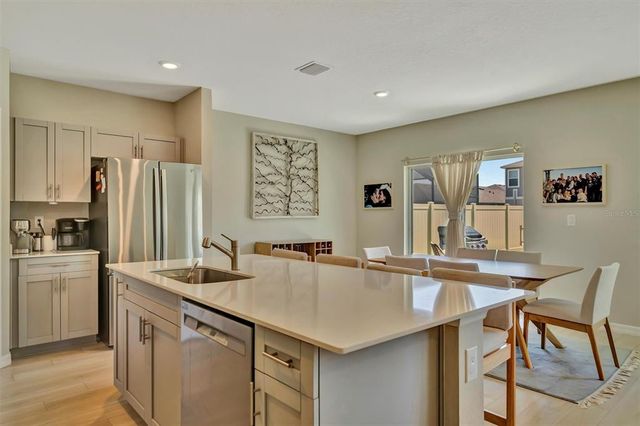 12950 PASTURE WOODS PLACE, Lithia, FL 33547