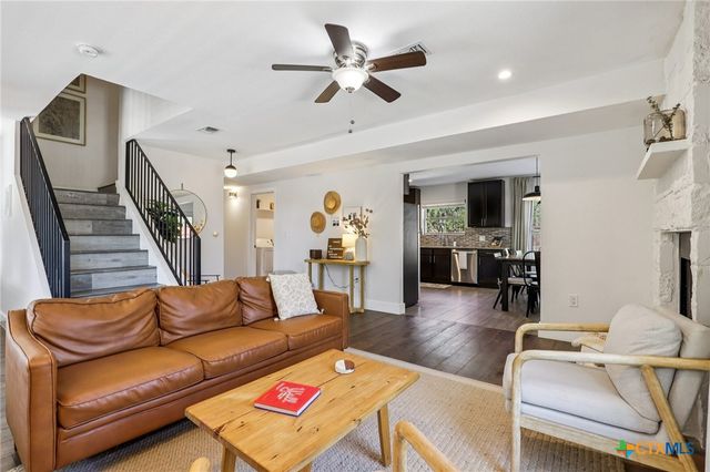 275 Stallion Springs Drive, Fischer, TX 78623