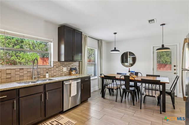 275 Stallion Springs Drive, Fischer, TX 78623