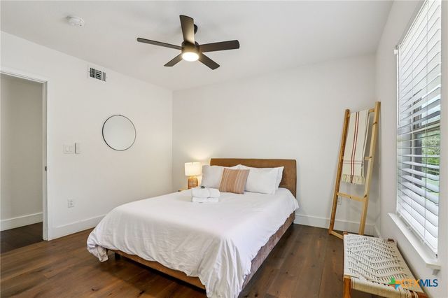 275 Stallion Springs Drive, Fischer, TX 78623